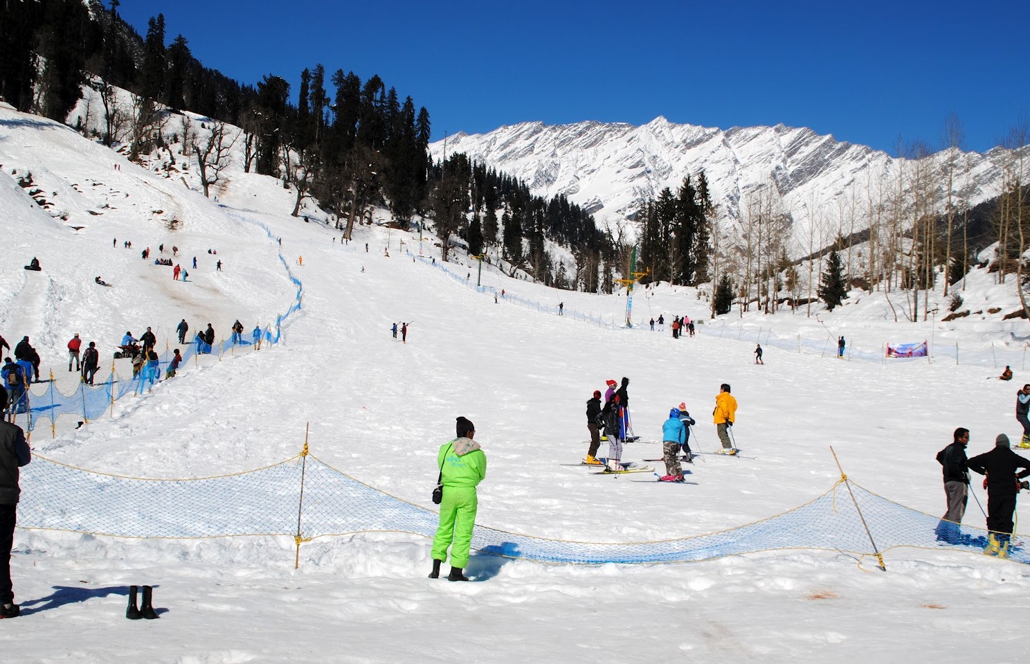 Experience to Eye with Best Manali Hotels Near Mall Road